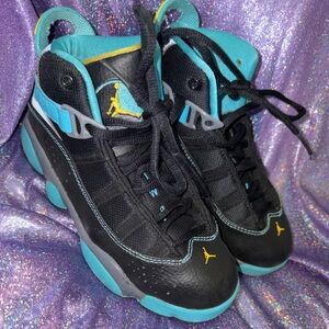 Kids Jordan 6 rings (Hornets)